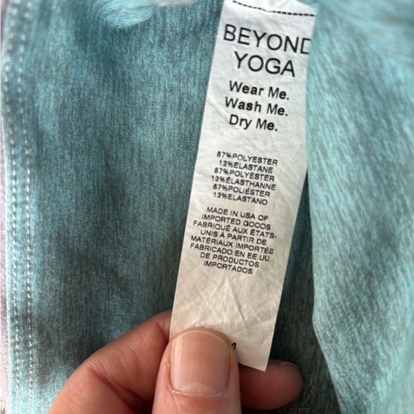 Beyond Yoga Leggings - Picture 6 of 8